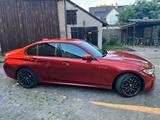 BMW 330e xDrive M Sport | VOLL | Laser HUD H&K D - Hybrid (/Elektro) Voll mit Benzin-Antrieb