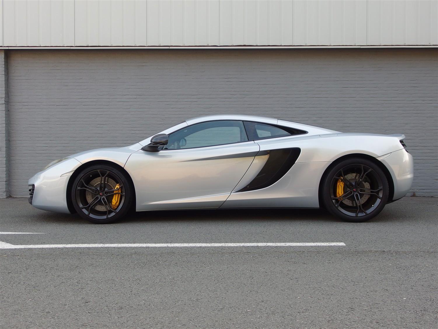 McLaren MP4-12C 3.8L V8 in Ice Silver