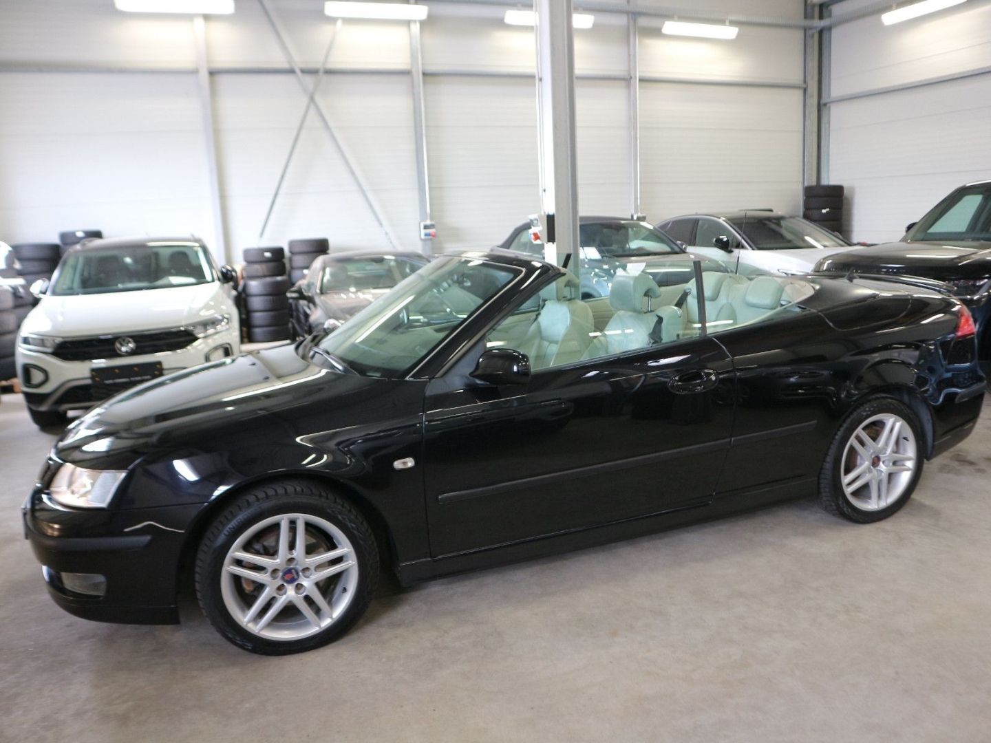 Fahrzeugabbildung Saab 9-3 Cabriolet 1.9 TiD Vector Leder Navi PDC SHZ