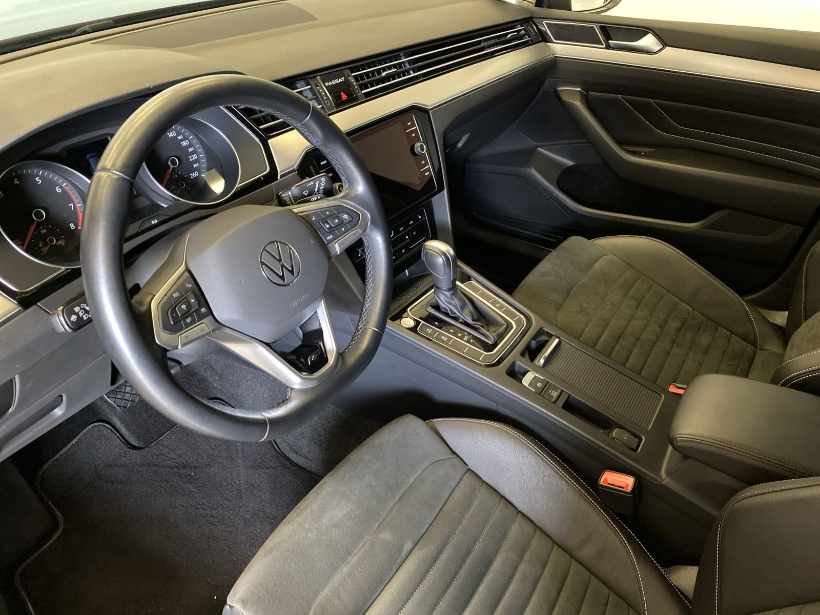 Volkswagen Passat Variant - Bild 5