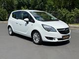 Opel Meriva B Active - Opel Meriva: Automatik