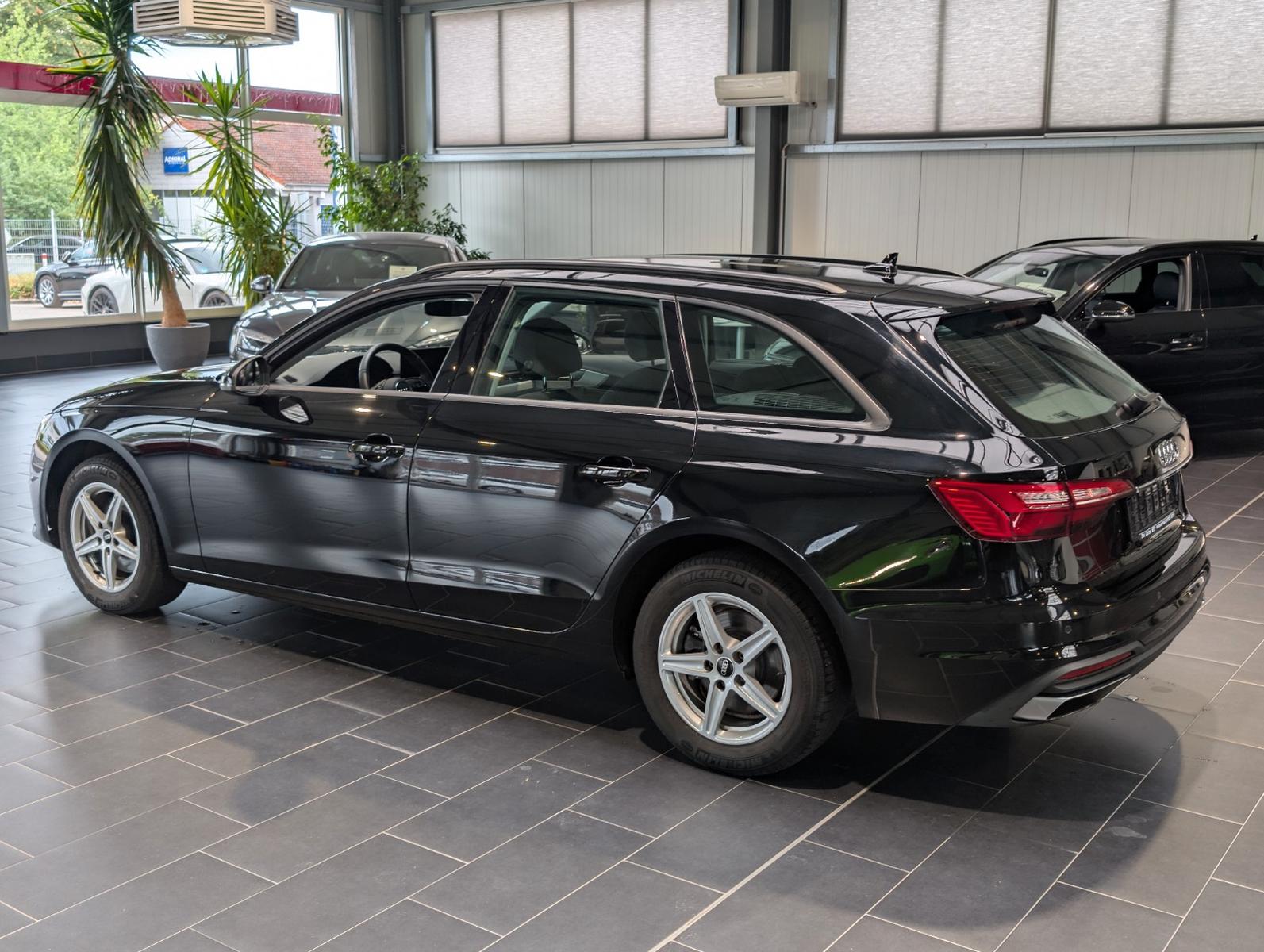 Audi A4 Avant 35 TDI S tronic 1.Hand 8-fach, миниатюра 2
