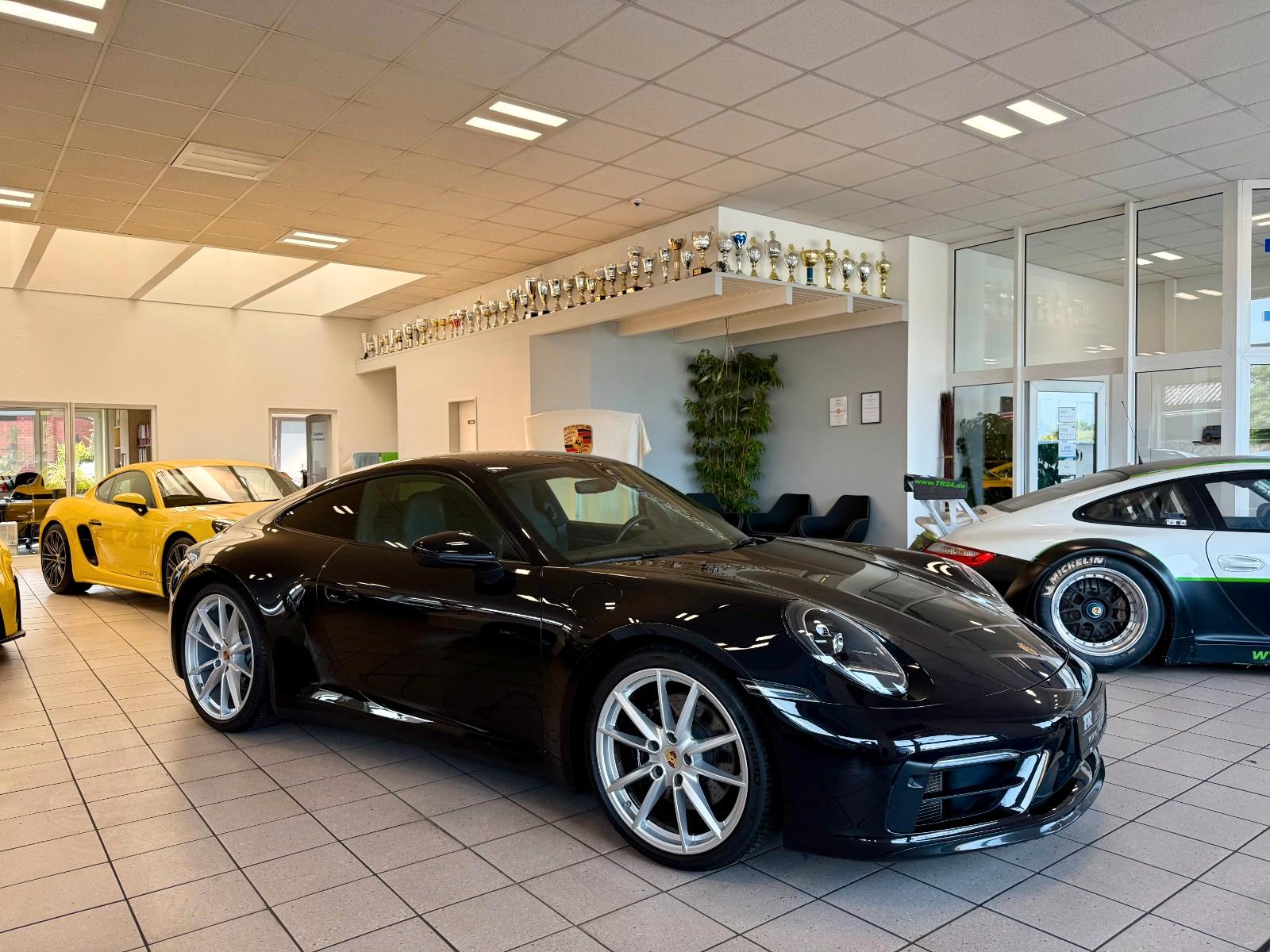 Porsche 911 992 Carrera 4S SportDesign/ACC/SCP/SAA