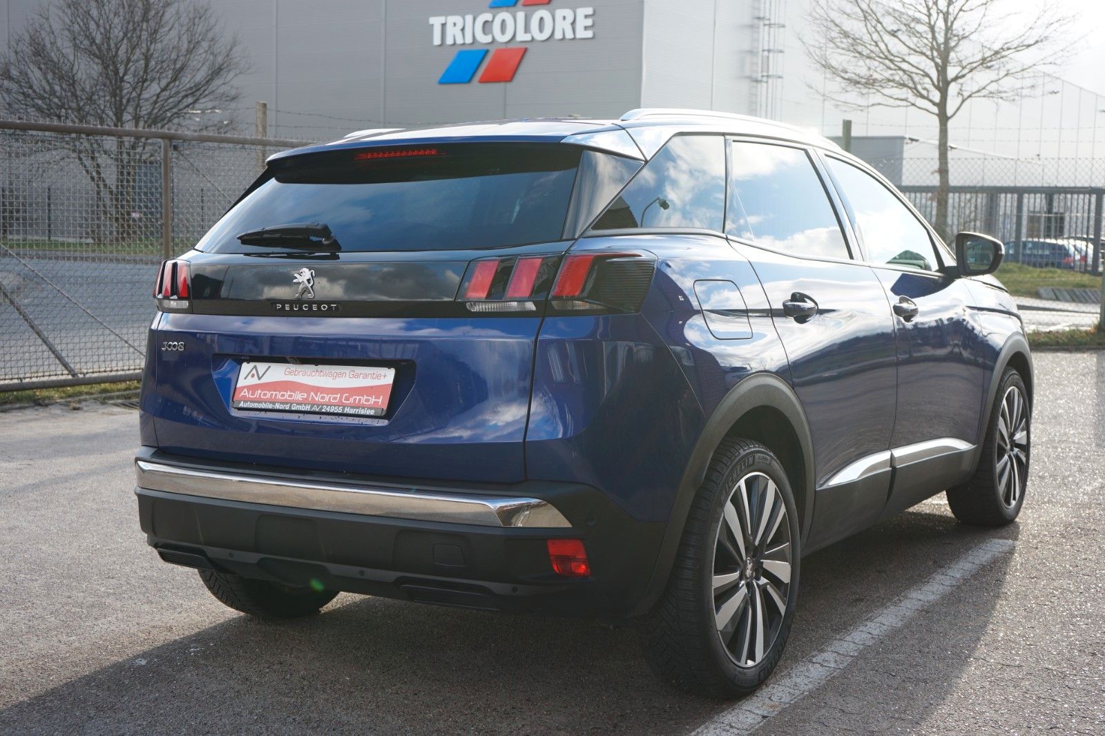 Fahrzeugabbildung Peugeot 3008 Allure Bluehdi*Navi*Shz*Kamera*Tüv Neu