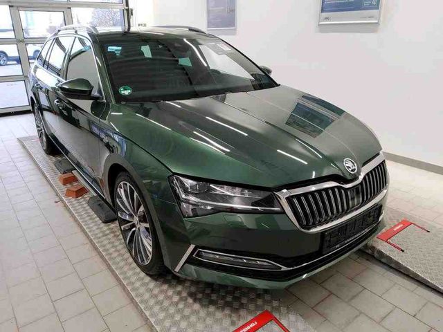 Skoda Superb Combi L&K*19Zoll*PANORAMA*VIRTUAL*AHK*