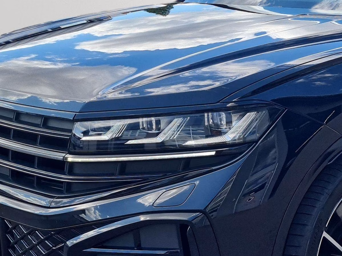 Volkswagen Touareg R-Line BLACKHD-MAT/22" STANDH/PANO/AHK/L