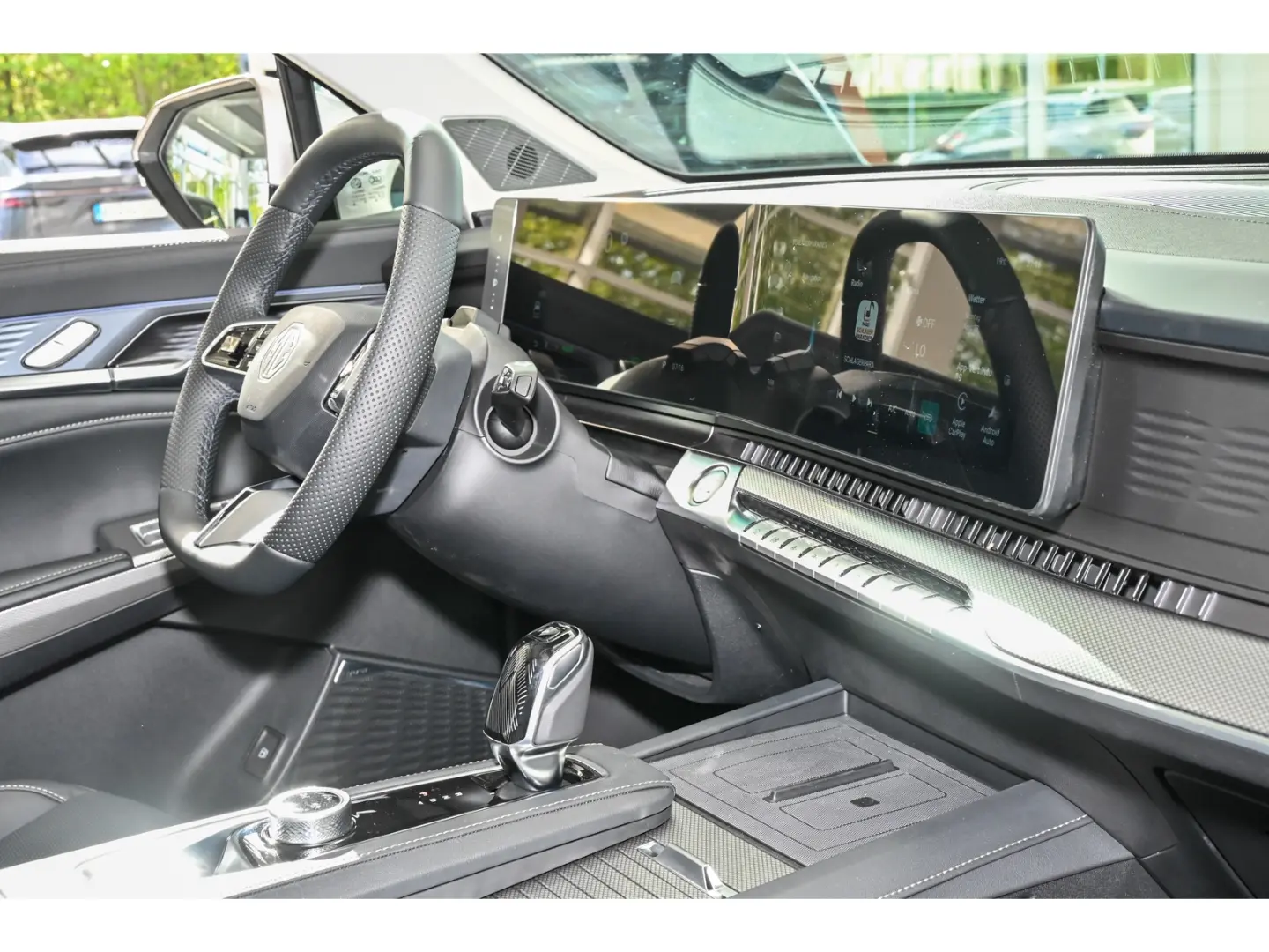 MG S9 PHEV StandHZG El. Panodach Navi Leder Digital