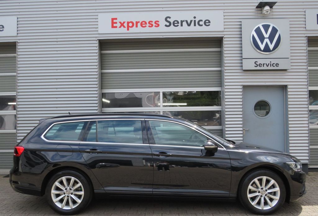 Image of Volkswagen Passat Variant
