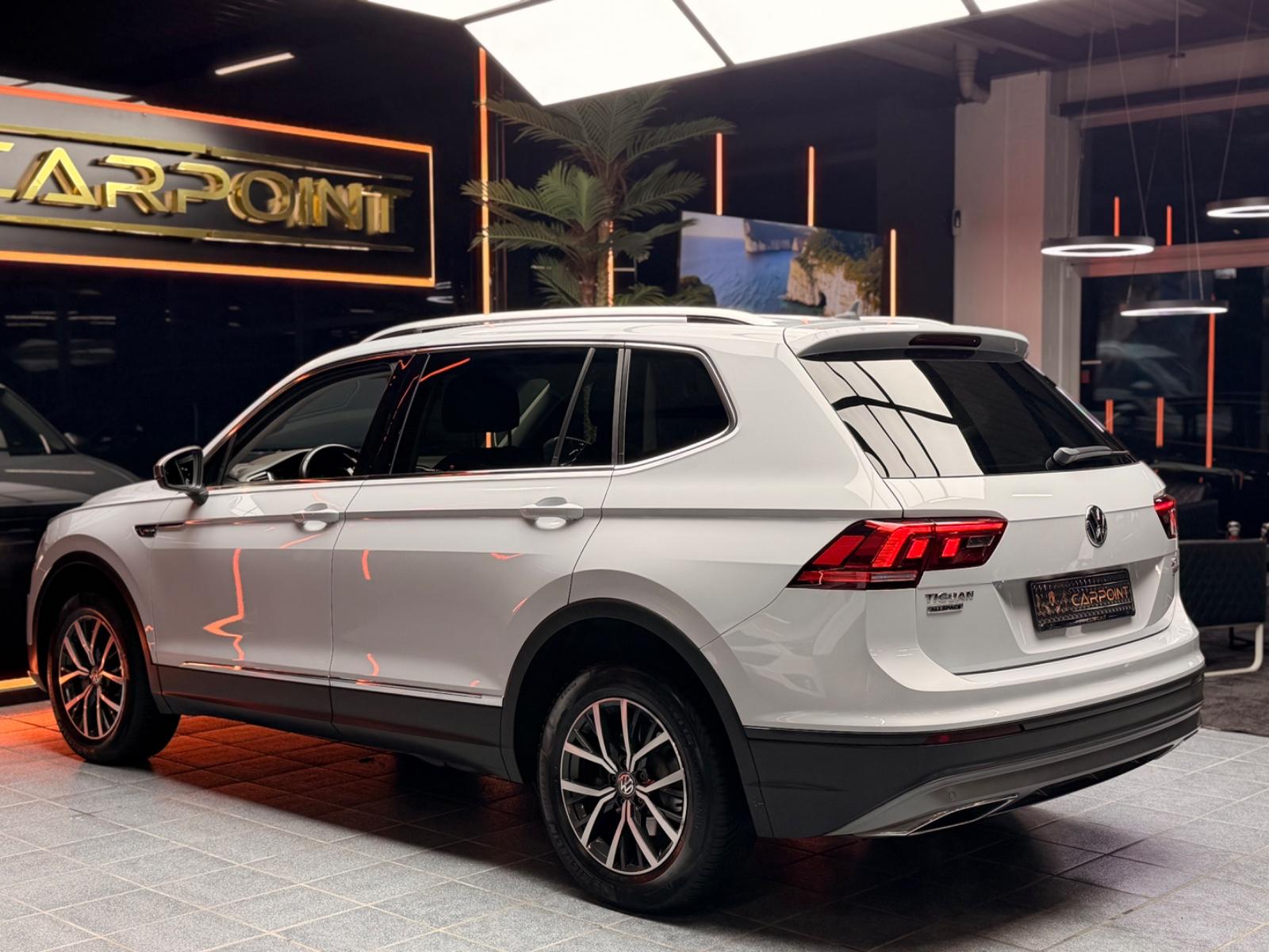 Volkswagen Tiguan Allspace 2.0 TDI 4Motion /Virtual/AHK/Nav