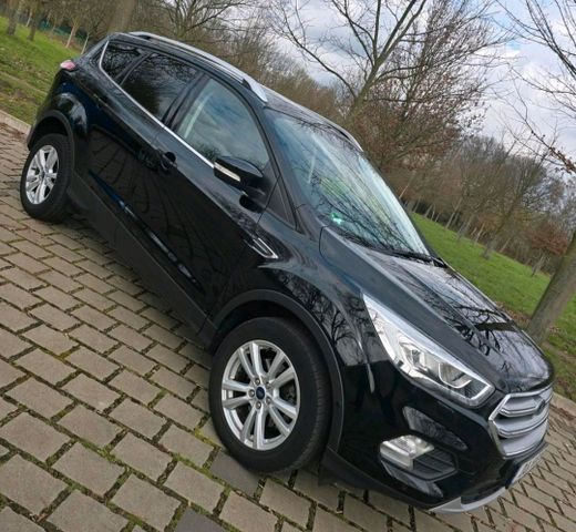 Ford Kuga Cool & Connect EcoBoost