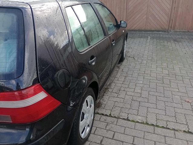 Volkswagen GOLF  VOLK