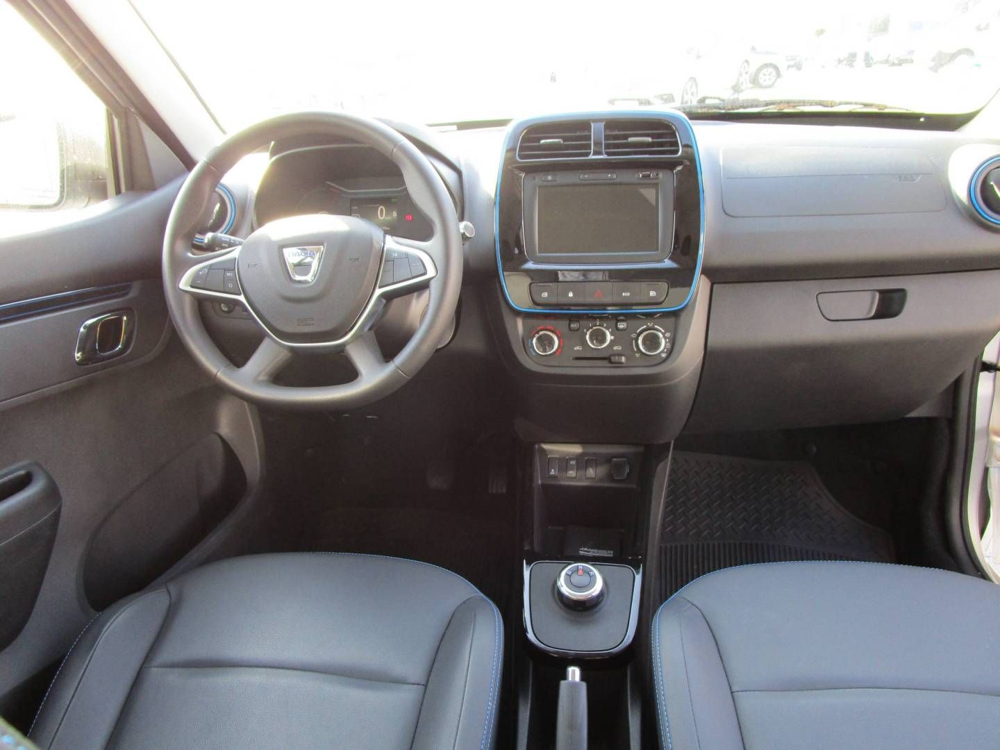 Fahrzeugabbildung Dacia Spring Business