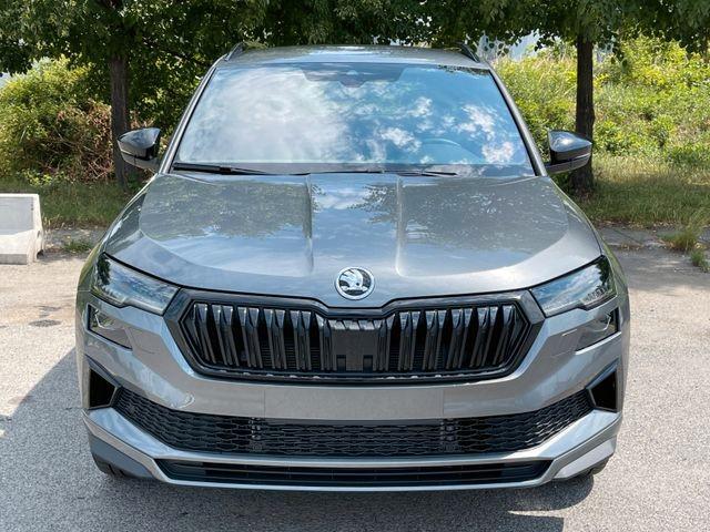 Skoda Karoq 1.5l TSI ACT DSG SPORTLINE  Matr Navi  AHK
