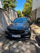 Mercedes-Benz Mercedes C 63 AMG Coupe 6,2  V8 - Mercedes-Benz C 63 AMG in Düsseldorf