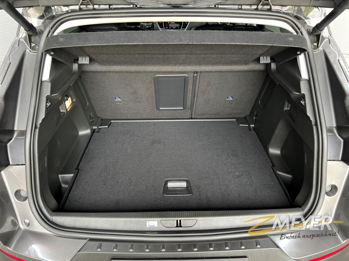 Opel Grandland X Ultimate 1.2 MT6 AHK PDC SHZ LHZ AGR
