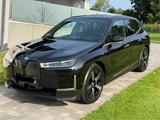 BMW iX xDrive40 -Werksgarantie bis 01/2028 - BMW iX von privat