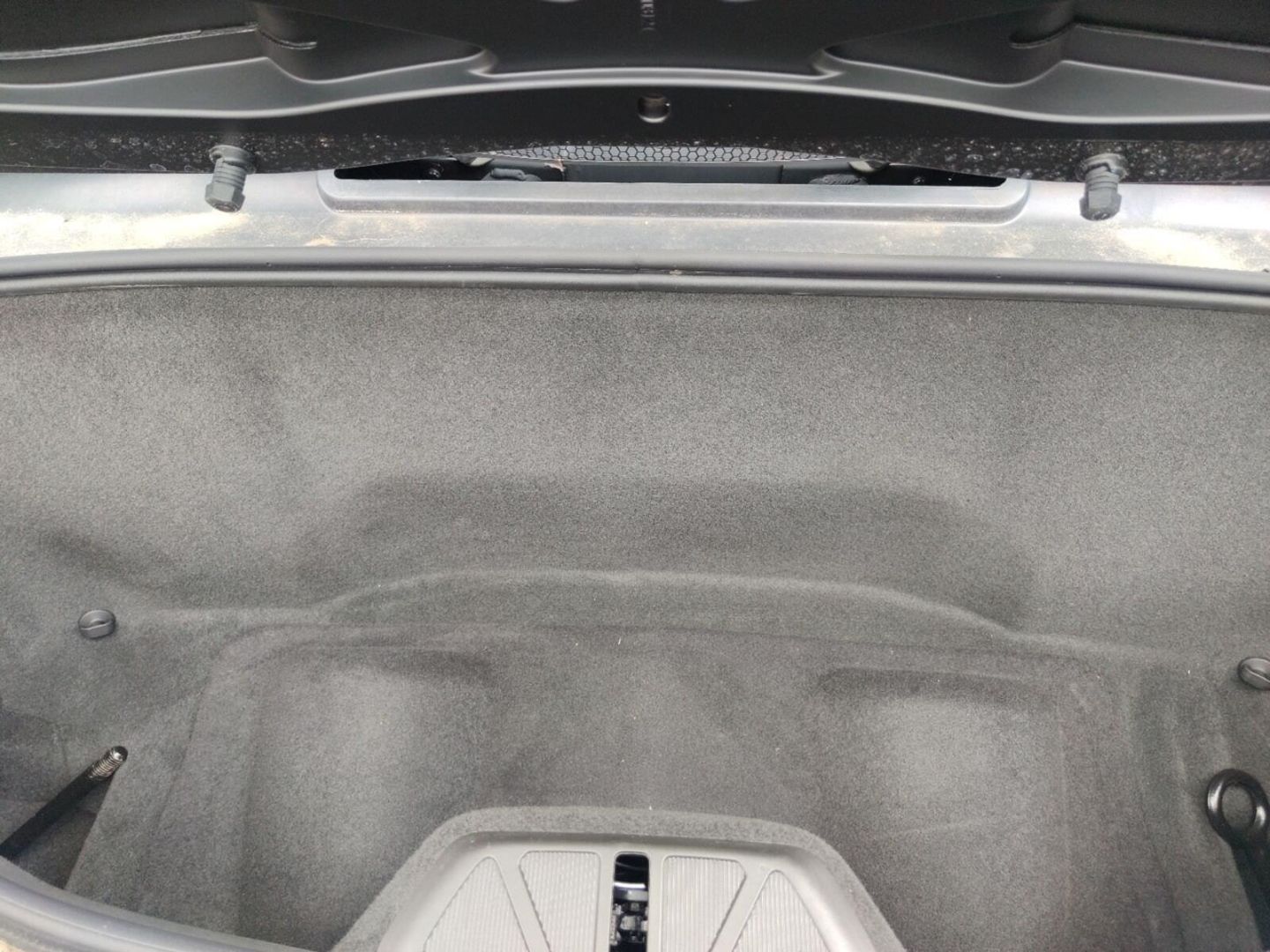 Fahrzeugabbildung Corvette C8 Stingray Cabrio 3LT 6.2 V8-Voll-Lift-Magnetic