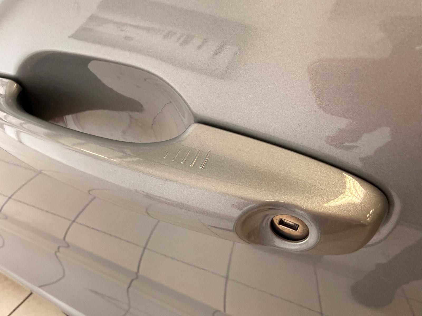 Fahrzeugabbildung Ford Kuga ST-Line X / LED / KAMERA / 25TKM