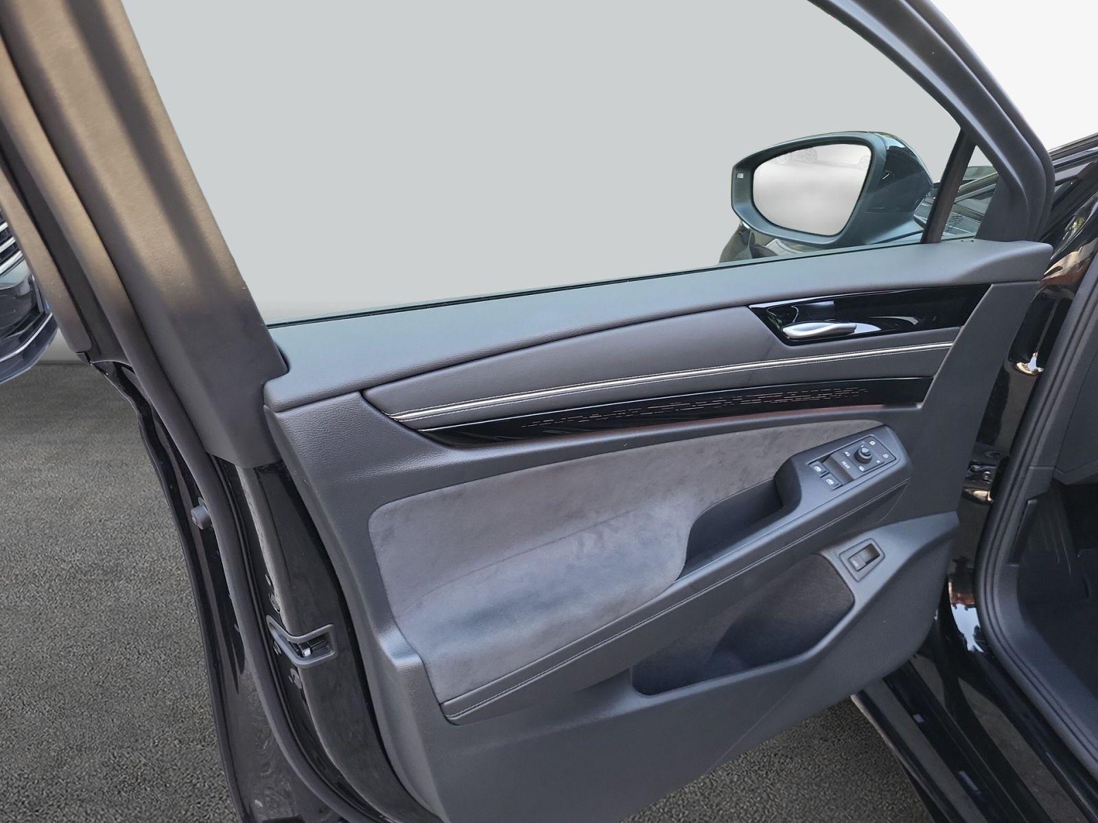 Volkswagen ID.7 Tourer Pro Black Style AHK/Pano/Wärmepumpe