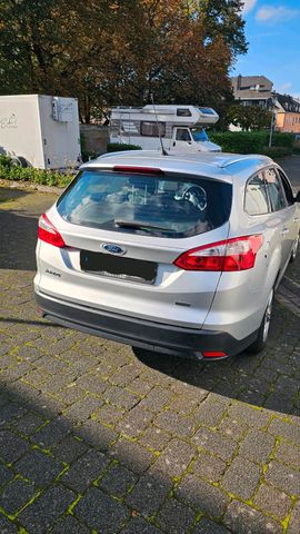 Ford Focus Benzin TÜV bis 07 2026