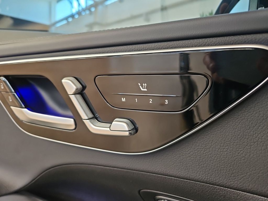 Fahrzeugabbildung Mercedes-Benz C 200 T AMG Night AHK Pano Memory LED Ambie. KAM