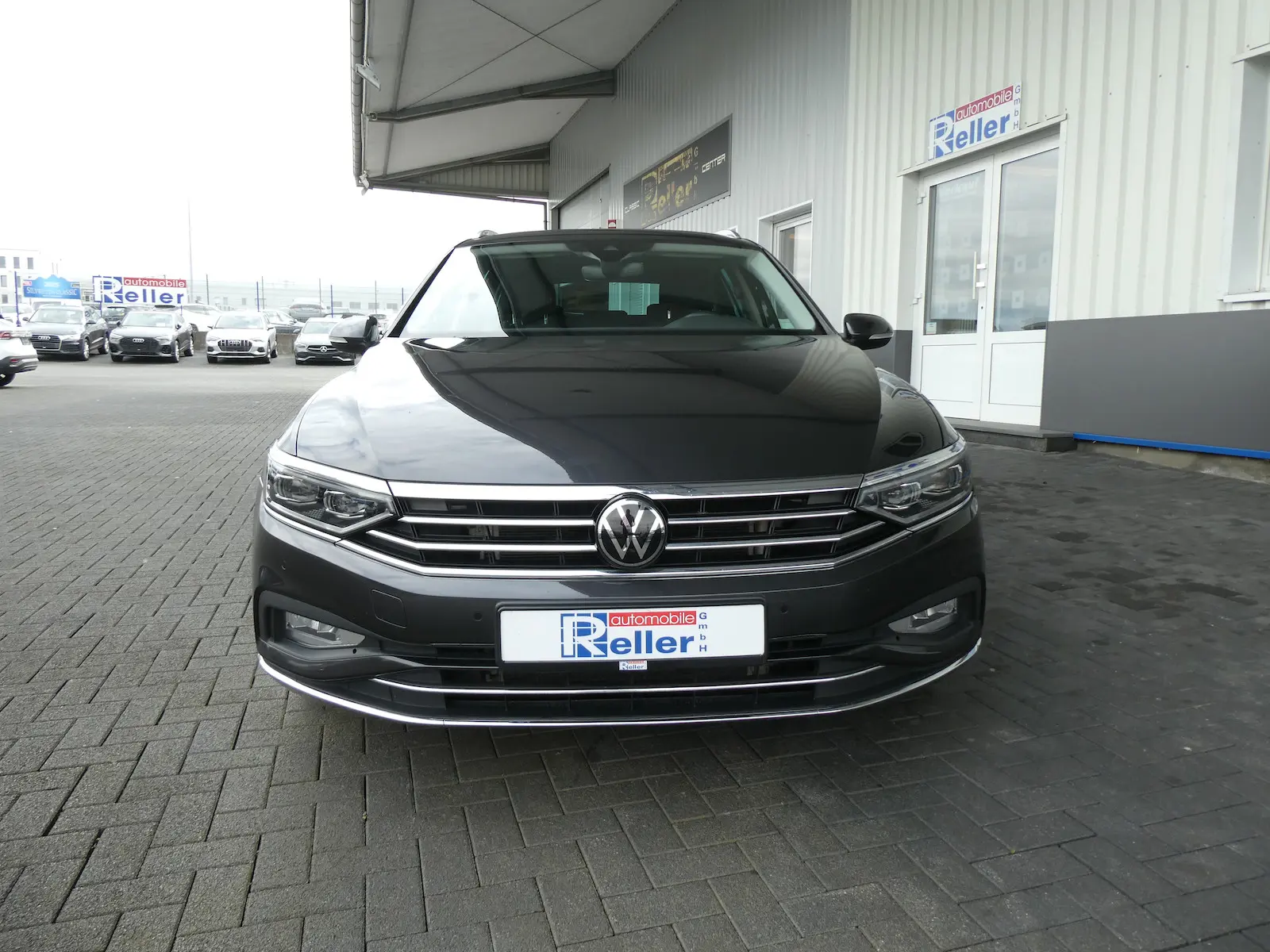Volkswagen Passat Variant 2,0 TDI Elegance, AHK schwenkbar
