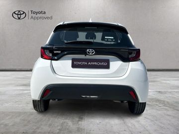 Toyota Yaris - 12