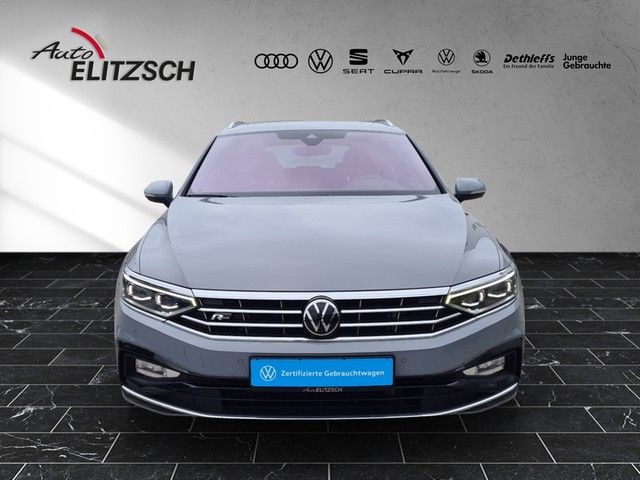 Fahrzeugabbildung Volkswagen Passat Variant TDI DSG Elegance 4M 2 x R-Line MA