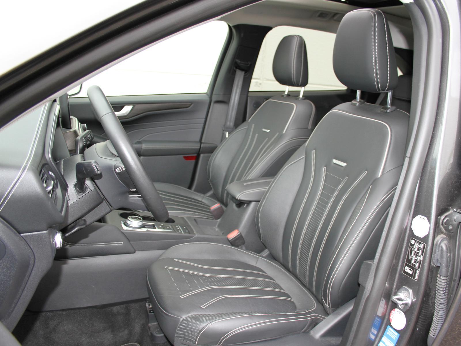 Ford Kuga 2.0 EB Vignale Allrad HUD  LED 20" Alu AWD