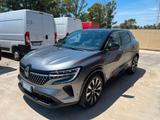 Renault Austral Full Hybrid E-Tech Techno - graue Renault Alaskan