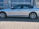 BMW 320i. f30.Die Kette wurde gewechselt. - BMW 320: F30