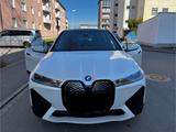 BMW iX xDrive40 -Edition SportPanorama Glasdoch - BMW iX von privat