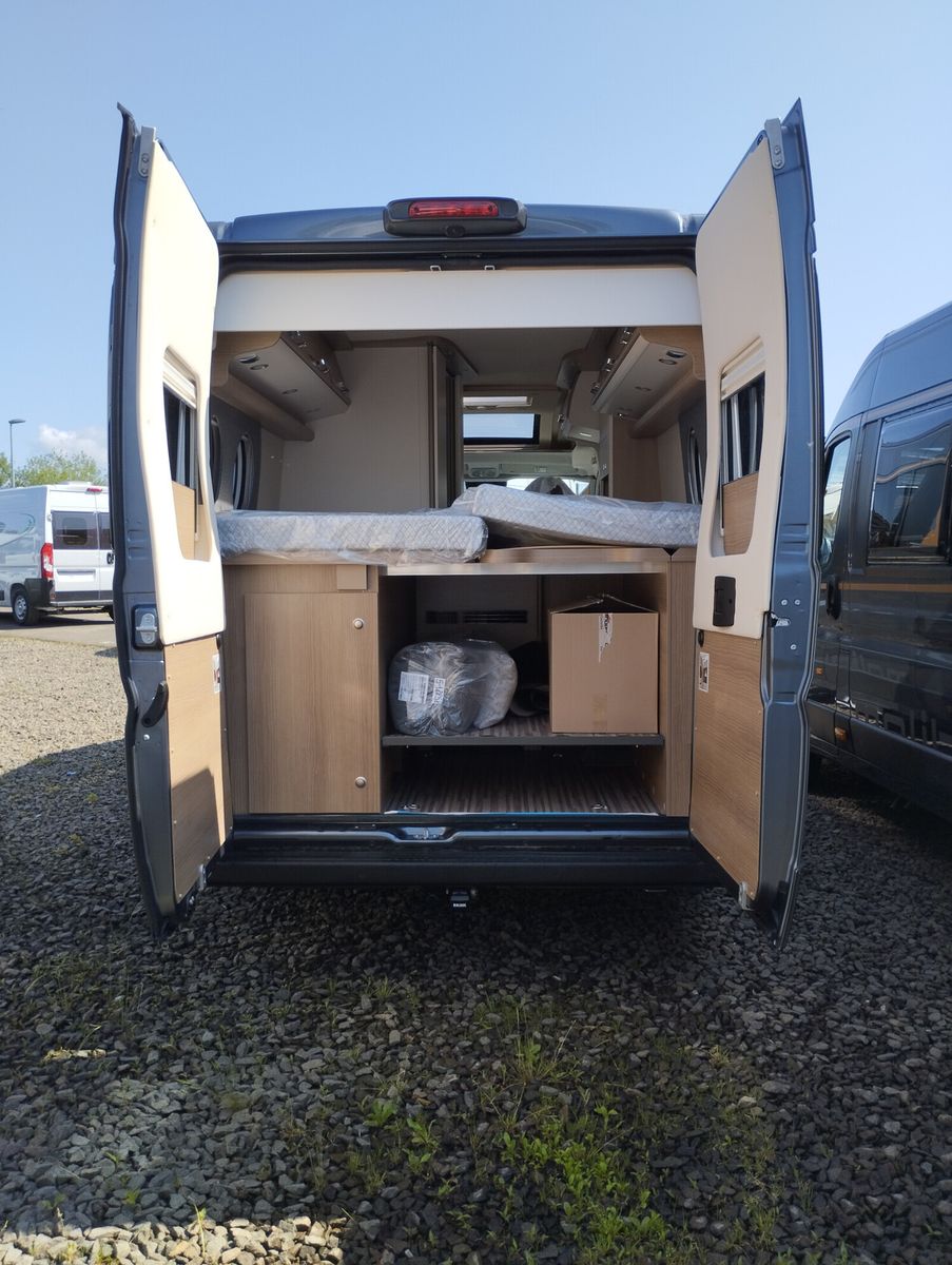 Fahrzeugabbildung Malibu Van diversity 640 LE K GT Skyview Dachklima gesc