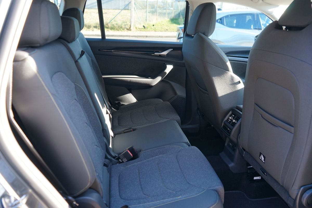 Fahrzeugabbildung SKODA Kodiaq 1.5 TSI*Sport*Head Up*Garantie*7 Sitzer