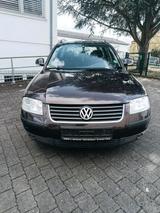 Volkswagen vw passat 2004 benzin tuv 11.2026 - Volkswagen Passat aus 2004: Kombi