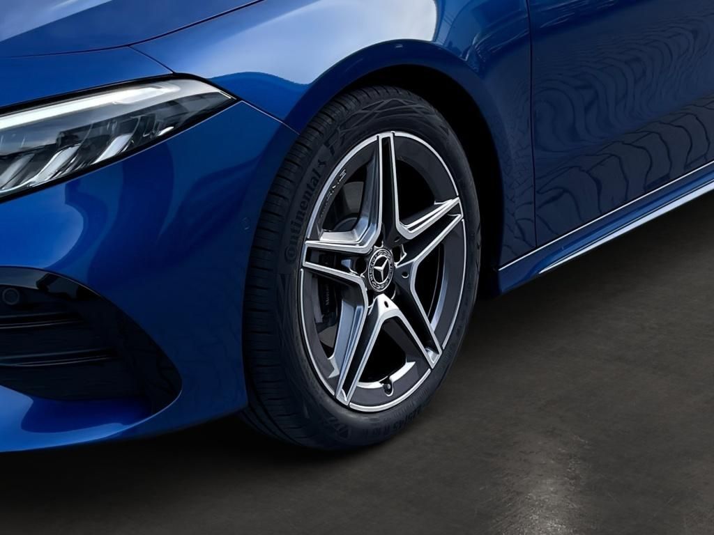Fahrzeugabbildung Mercedes-Benz A 180 +AMG-ADVANCED-PLUS+WINTER-PAKET+DISTRONIC+