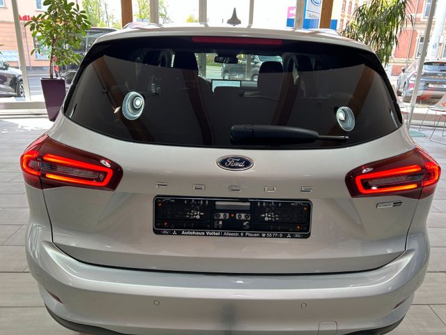 Ford Focus Turnier Titanium 1,0l Ecoboost Automatik