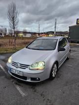 Volkswagen Golf 2.0 TDI DSG  - Volkswagen Golf aus 2006: TDI