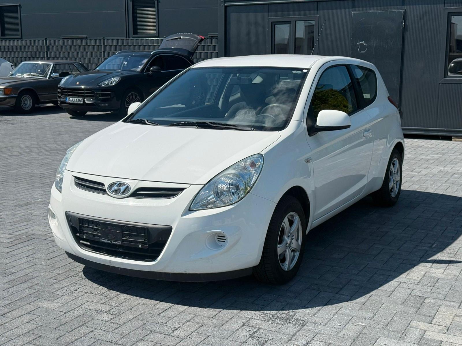 Hyundai i20 1.2/Klimaanlage/SHZ/Inspektion-Neu