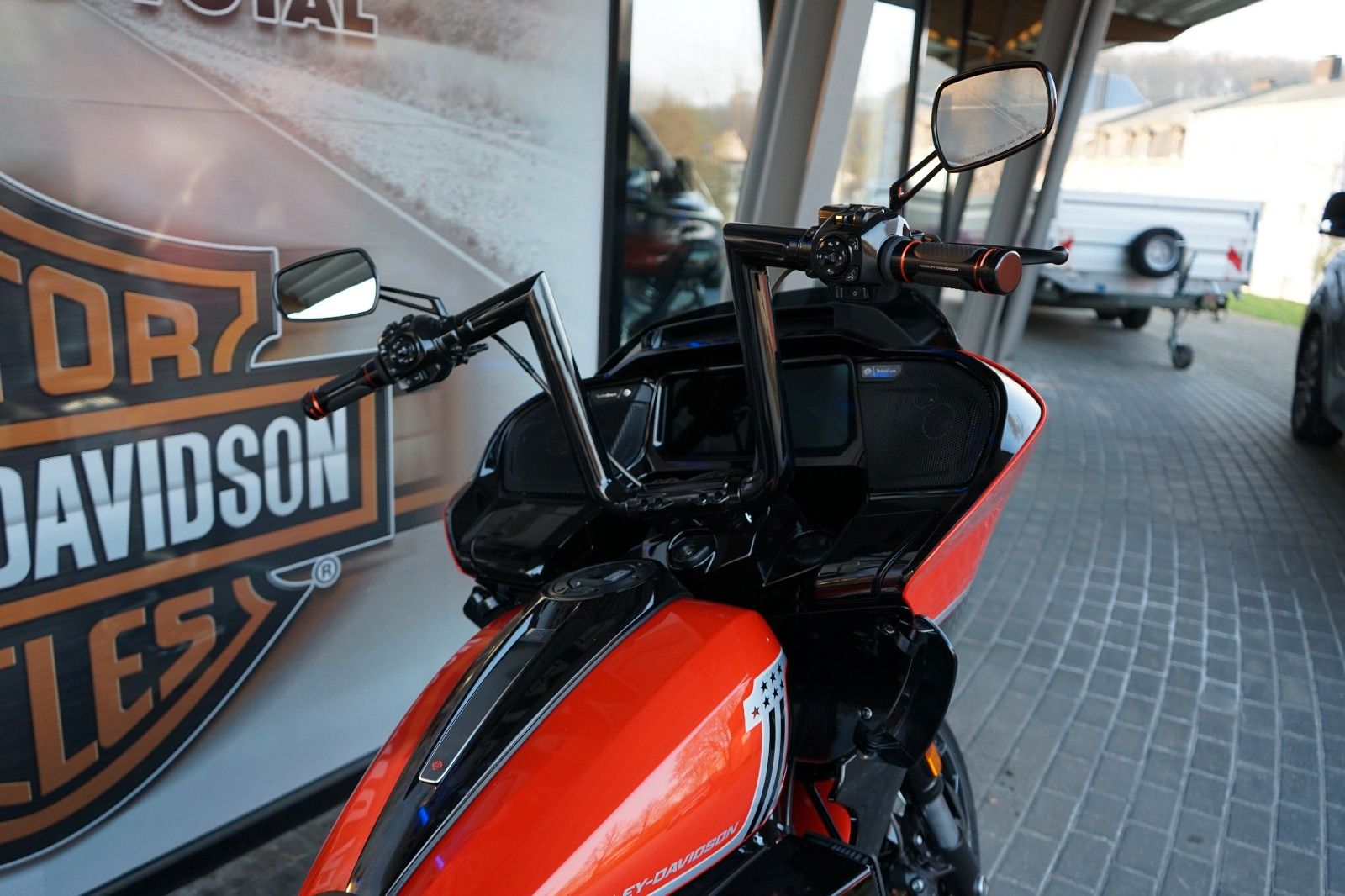 Fahrzeugabbildung Harley-Davidson Road Glide CVO 25th Anniversary ATLAS Lenker