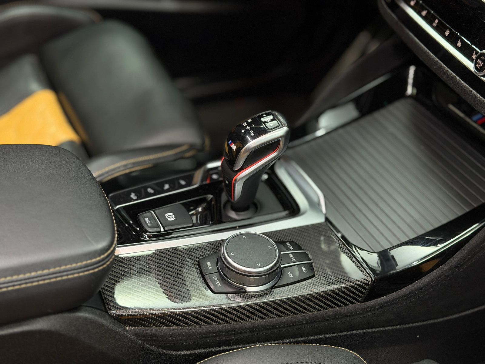 Fahrzeugabbildung BMW X3 M |H/K|HuD|PANO|LASER|INDIVIDUAL