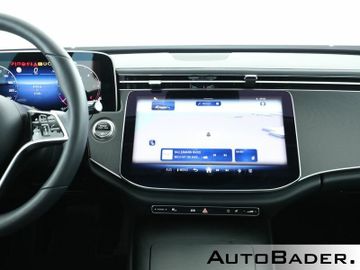 Mercedes E 220 - 7