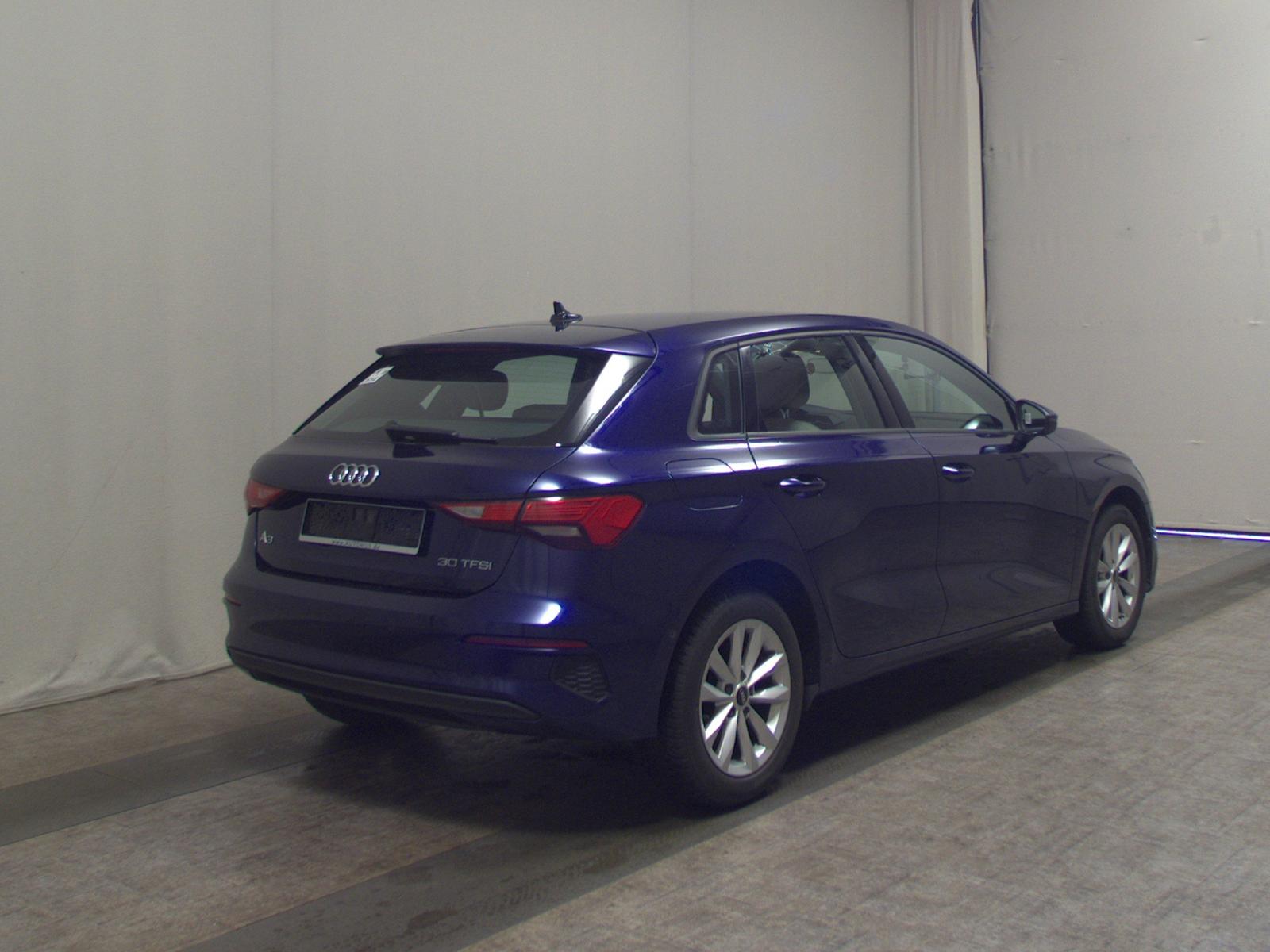 Audi A3 Sportback 30 TFSI Leder Navi LED vc, миниатюра 4