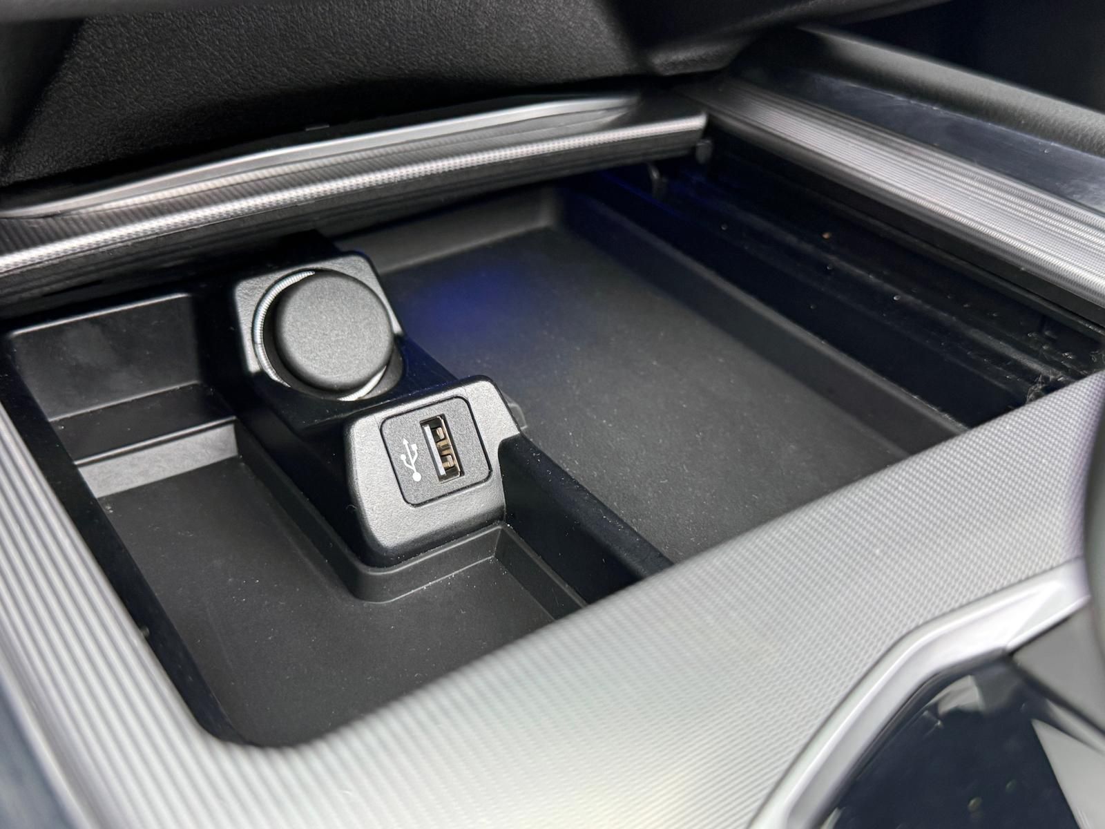 Fahrzeugabbildung BMW M40i M-PERFORMANCE/ACC/H&K/HUD/LIVE/DA+/RCAM/KEY