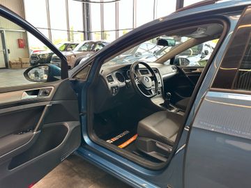 MYAUTOCENTER – Gebraucht- und Jahreswagen mit Werkstattservice in Pfaffenhofen Volkswagen Golf VII Variant Comfortline BlueMotion