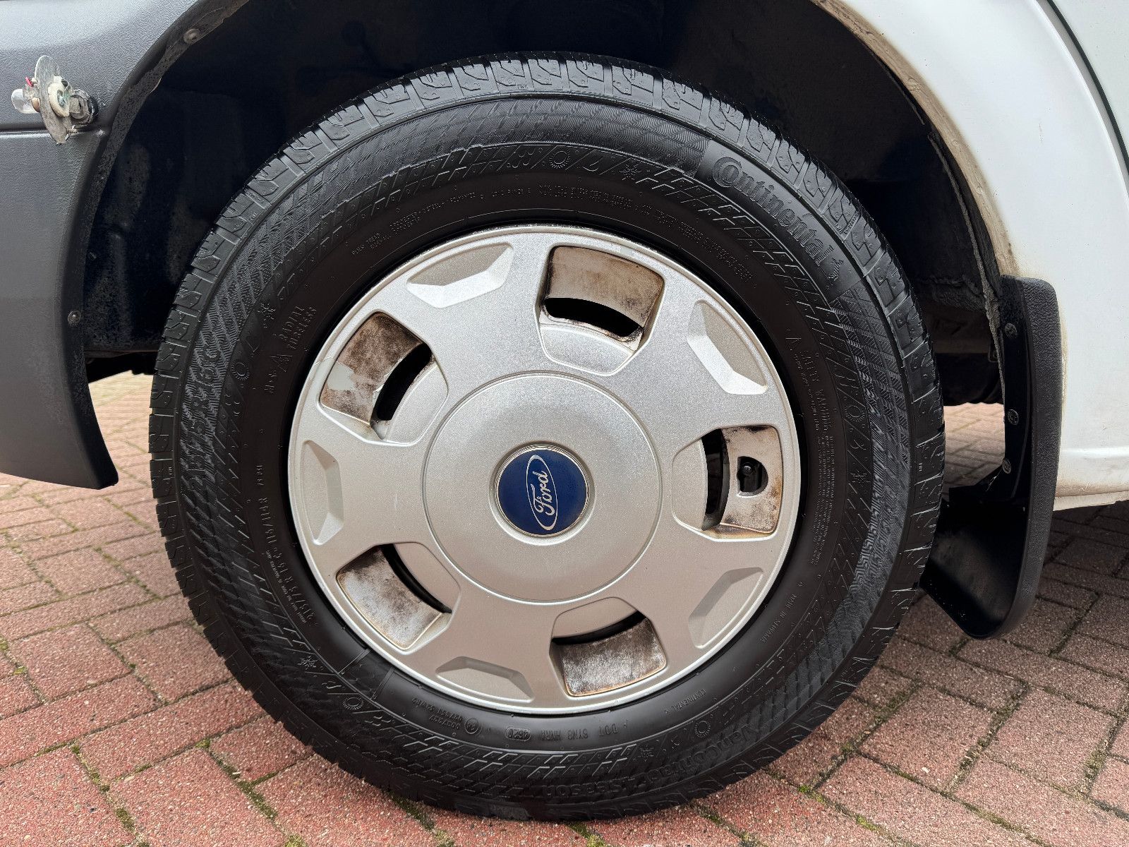 Fahrzeugabbildung Ford Transit Kasten FT 350 HOCH & LANG KLIMA H.REGALE