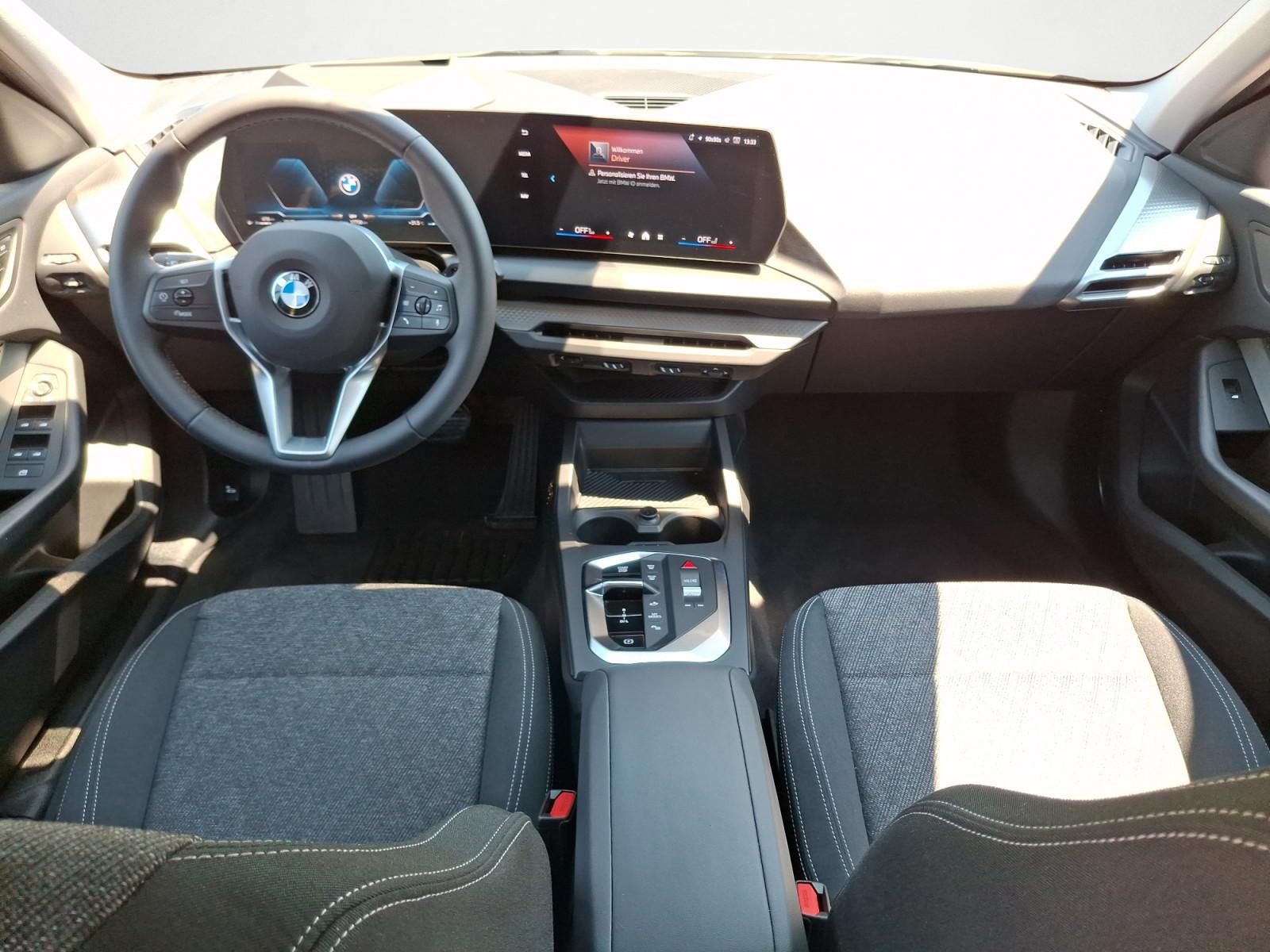 BMW 1 Series Steptronic Niere Iconic Head-Up Parking Assi, миниатюра 9