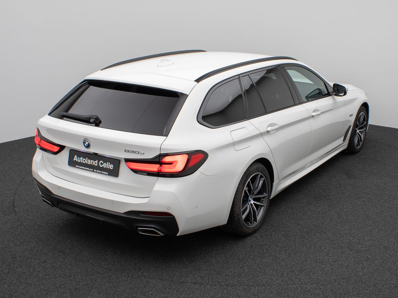 Fahrzeugabbildung BMW 530e M Sport Kamera DAB DrivAssist Komfort AHK
