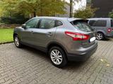 Nissan Qashqai 1.2 DIG-T * Gepflegter Zustand, 67.664km - Nissan Qashqai mit Benzin-Antrieb: Limousine