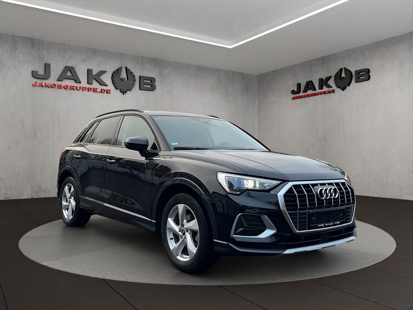 Audi Q3 35 TFSI advanced+LED+SCHECKHEFT+1 HAND foto 7